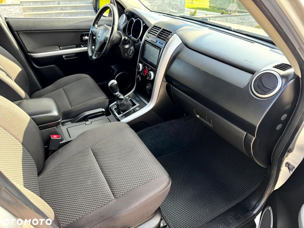 Suzuki Grand Vitara - 15