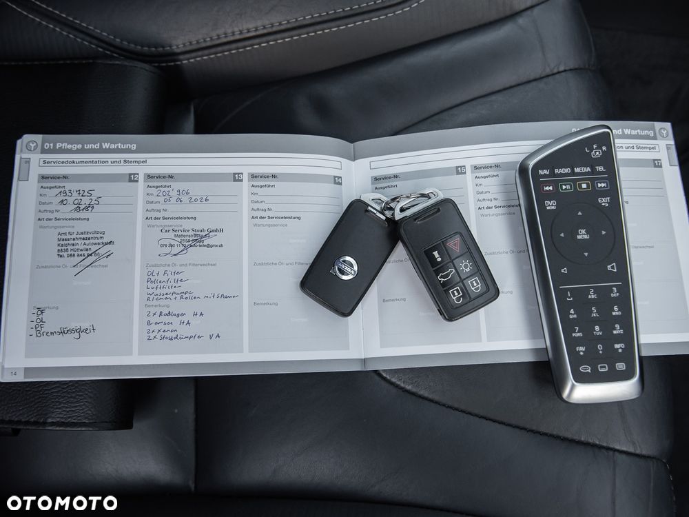 Volvo V60 T6 AWD R-Design - 34