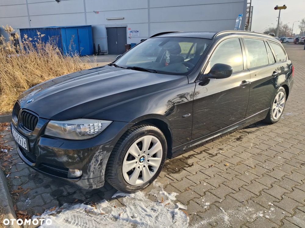 BMW Seria 3 318d - 10