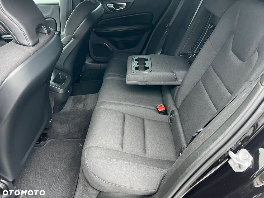 Volvo V60 B4 D Geartronic Momentum Pro - 27