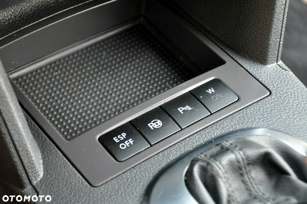 Volkswagen Touran - 35