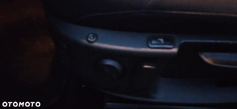 Volkswagen Passat 2.0 TDI Comfortline Optimum DSG - 4