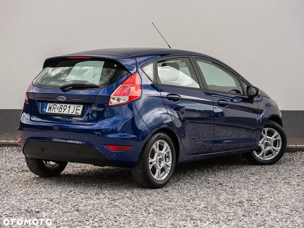 Ford Fiesta 1.25 Titanium EU5 - 13