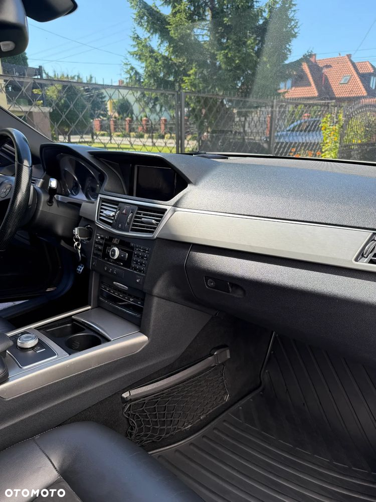 Mercedes-Benz Klasa E 350 CDI BlueEff Elegance - 21