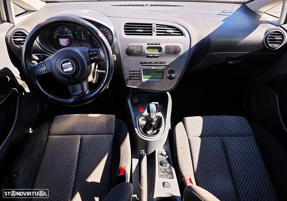 SEAT Leon 1.9 TDI Ecomotive Reference - 13