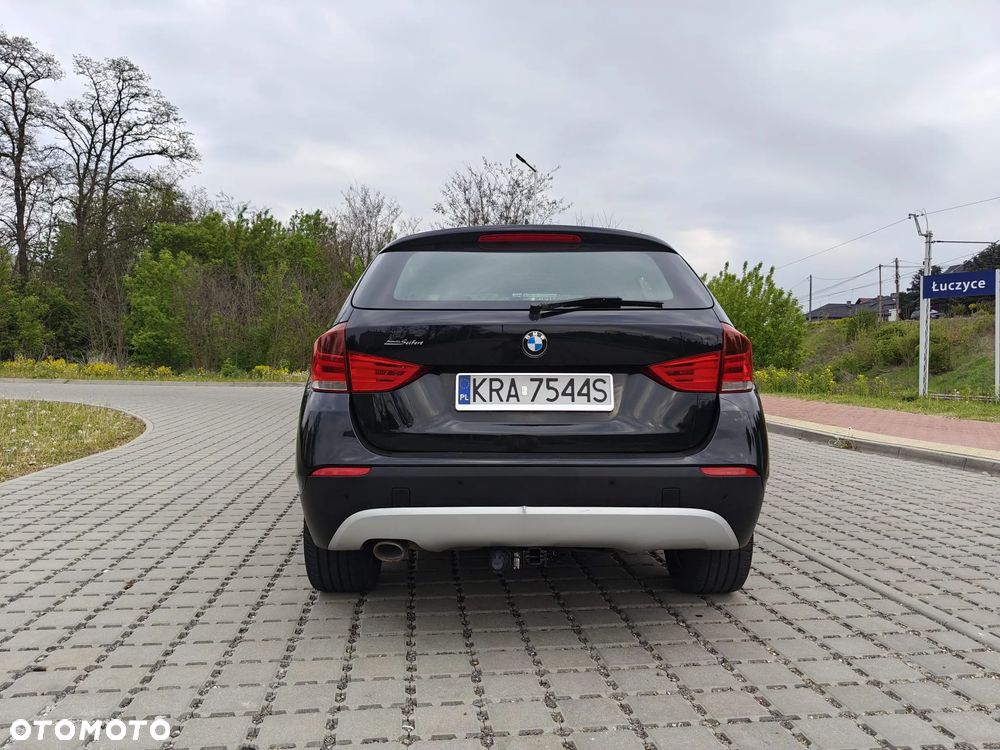 BMW X1 xDrive18d xLine - 8