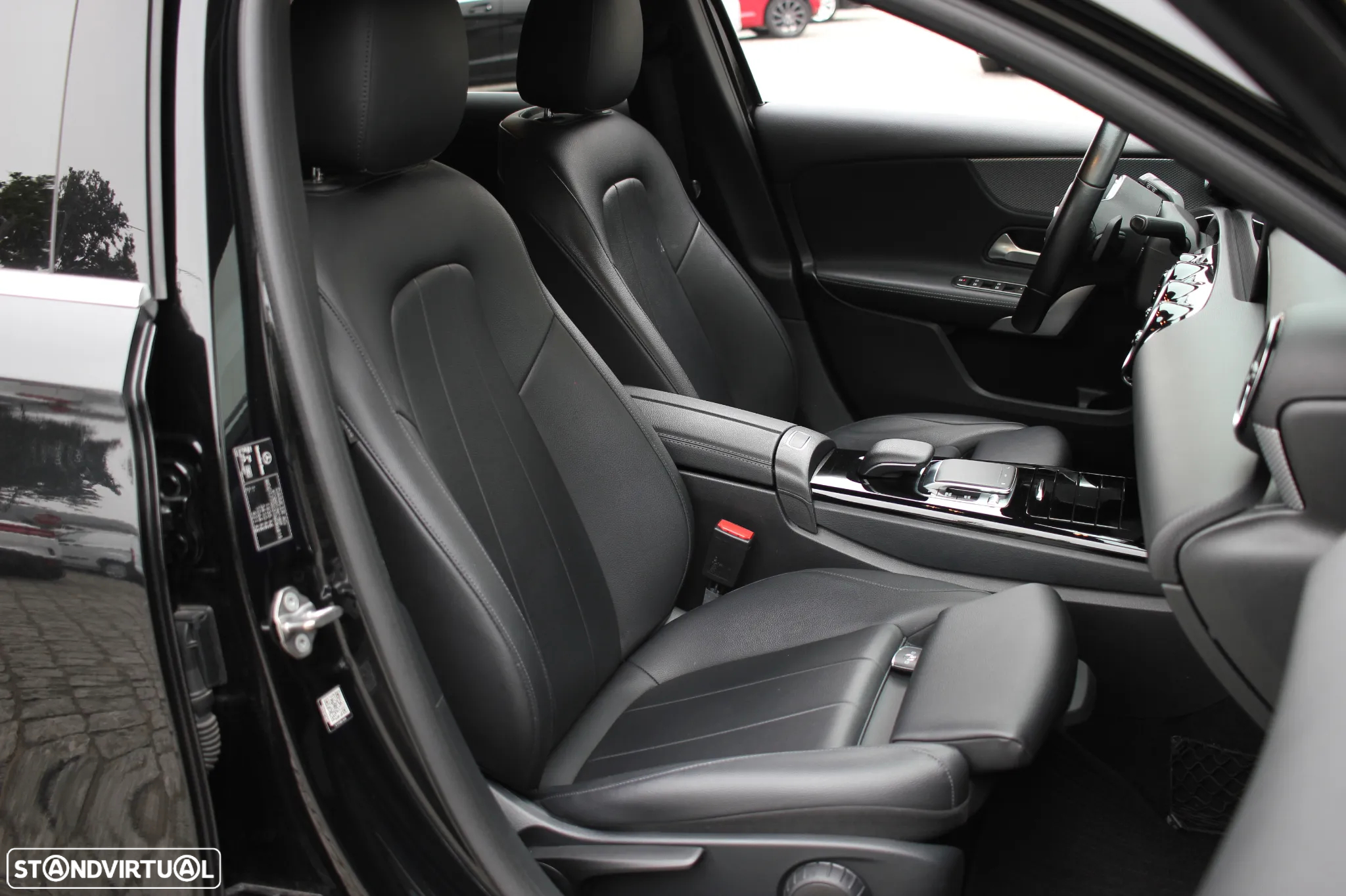 Mercedes-Benz A 180 d Progressive Aut. - 35