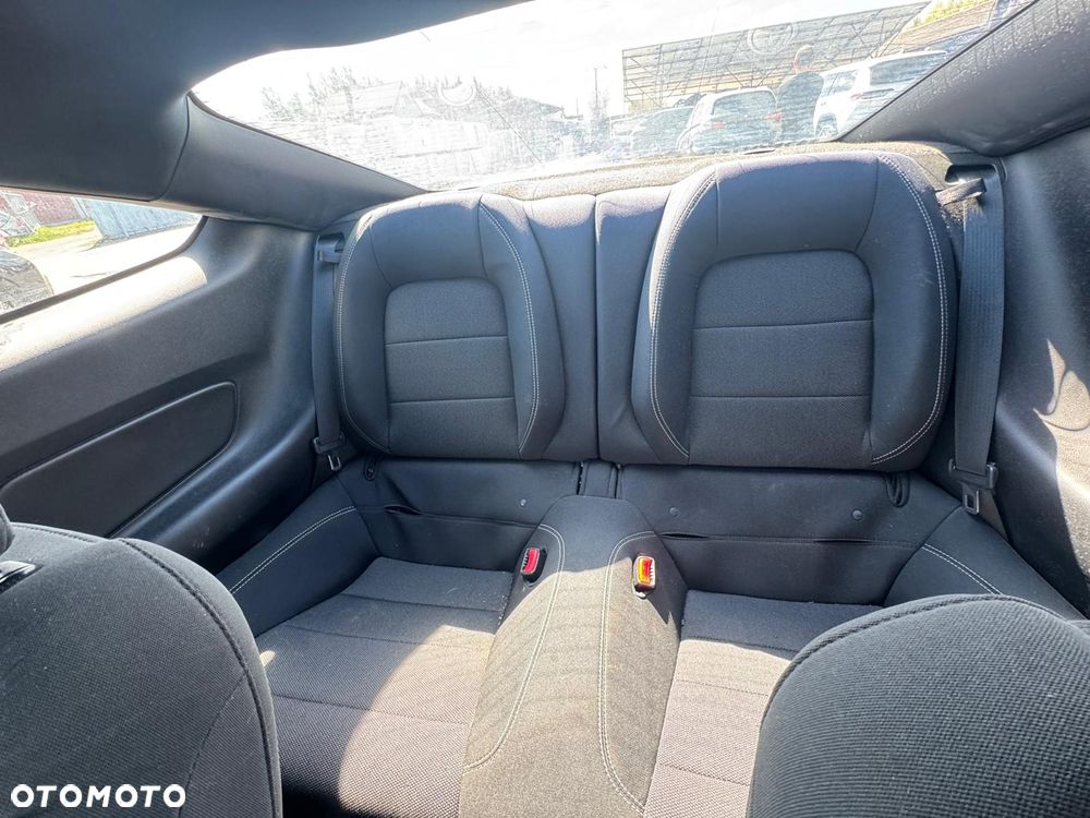 Ford Mustang 3.7 V6 - 17