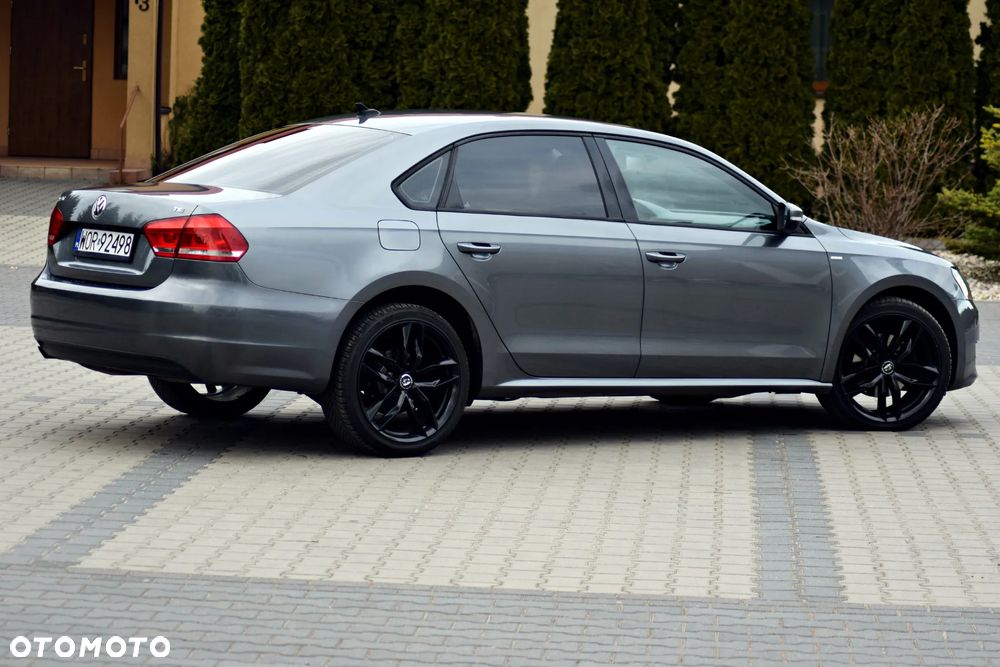 Volkswagen Passat - 21