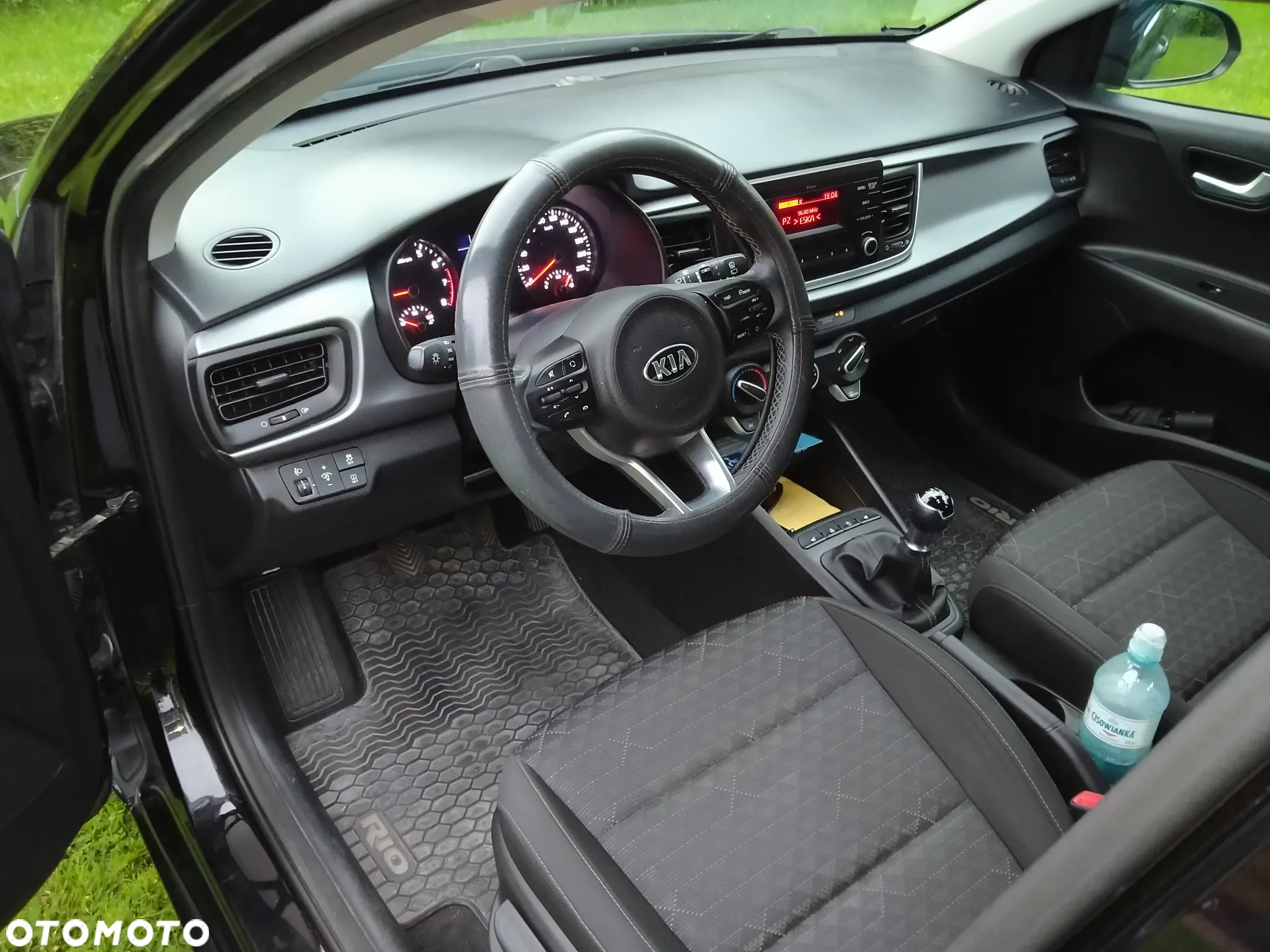 Kia Rio 1.2 M - 11