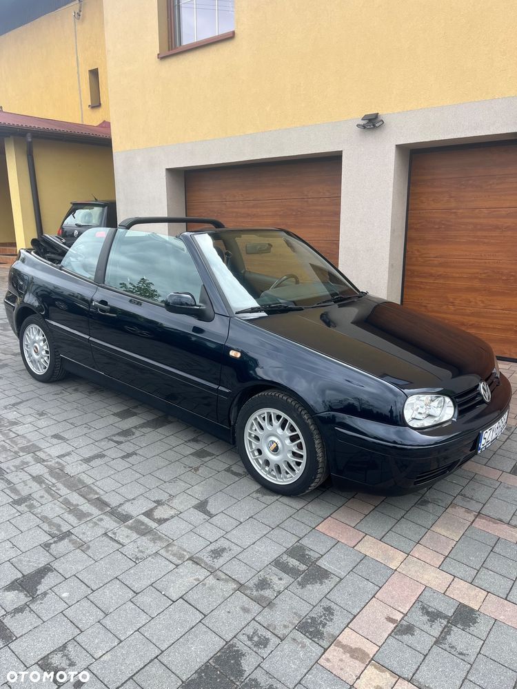 Volkswagen Golf Cabrio - 1