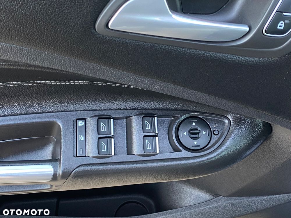 Ford C-MAX 2.0 TDCi Start-Stop-System Titanium - 18