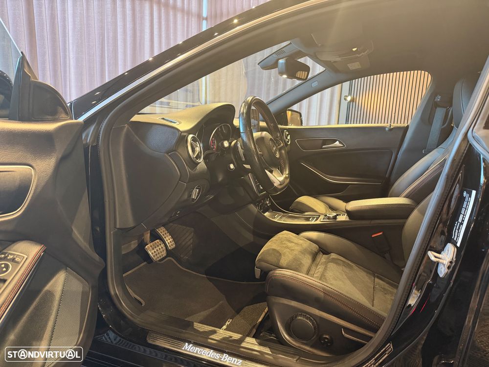 Mercedes-Benz CLA 220 d Shooting Brake AMG Line Aut. - 13