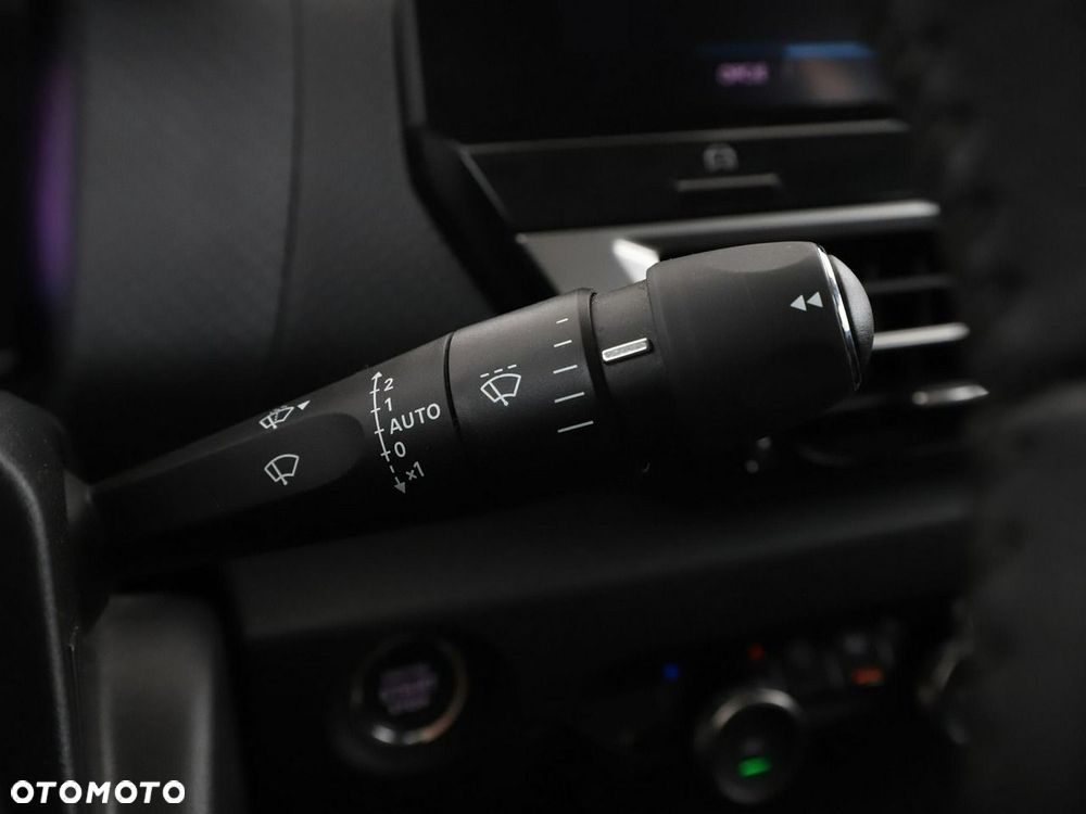 Citroën C4 PureTech 130 Stop&Start EAT8 PLUS - 36