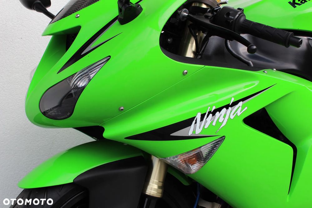 Kawasaki ZXR - 18