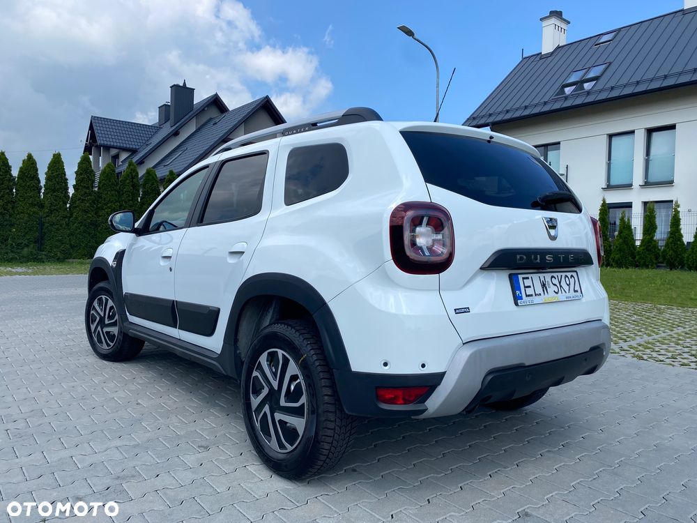Dacia Duster 1.6 SCe Laureate S&S - 28