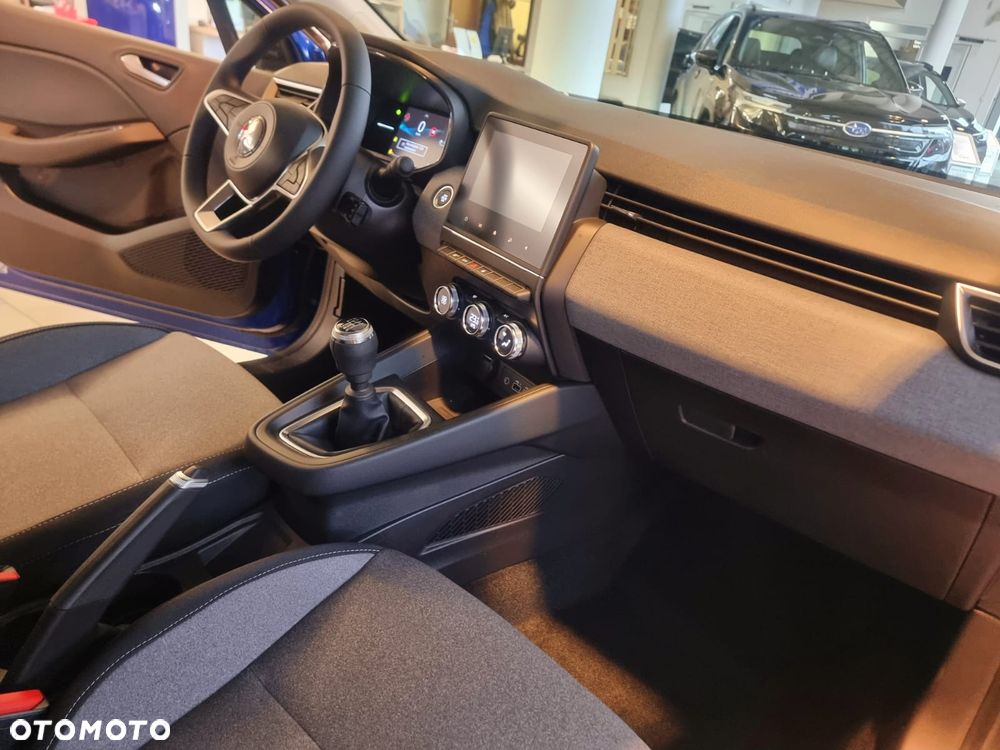 Mitsubishi Colt 1.0T Invite Style Cold - 9