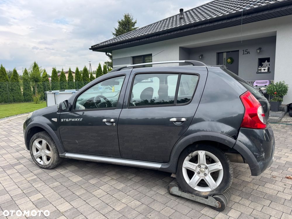 Dacia Sandero Stepway 1.5 dCi - 4
