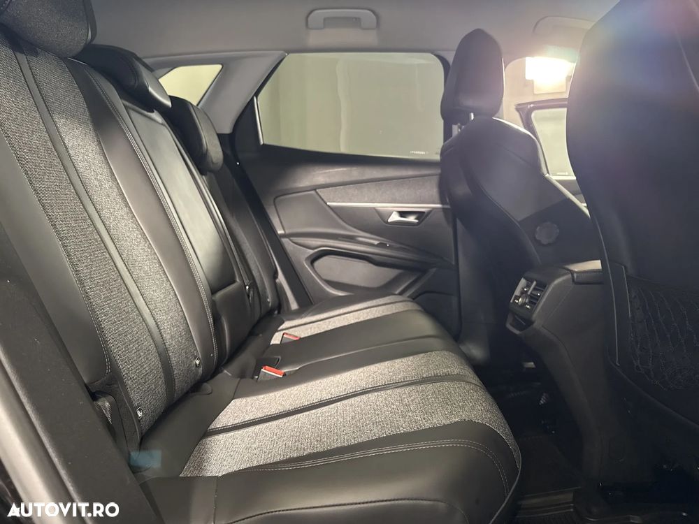 Peugeot 3008 - 13