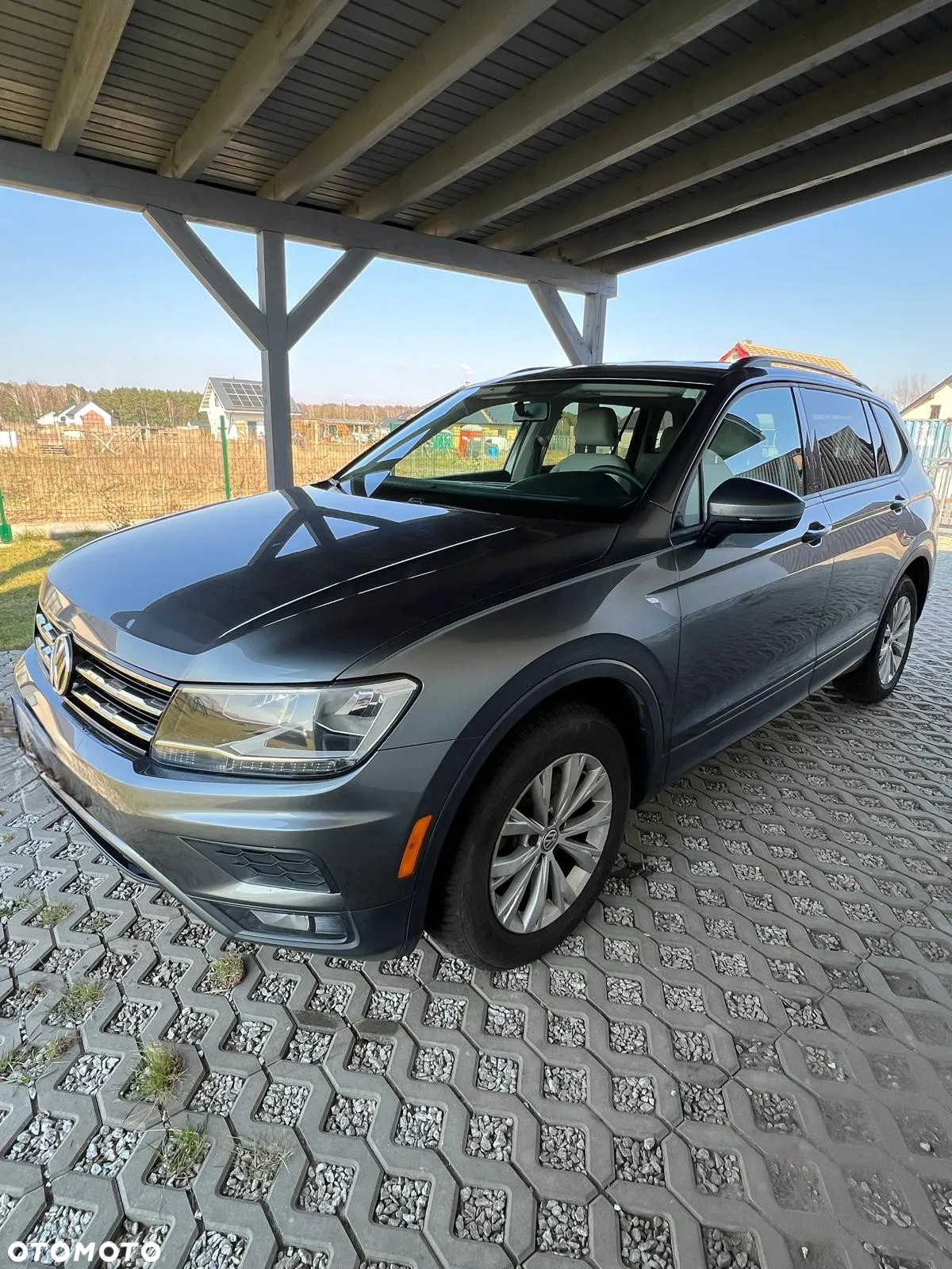 Volkswagen Tiguan - 3