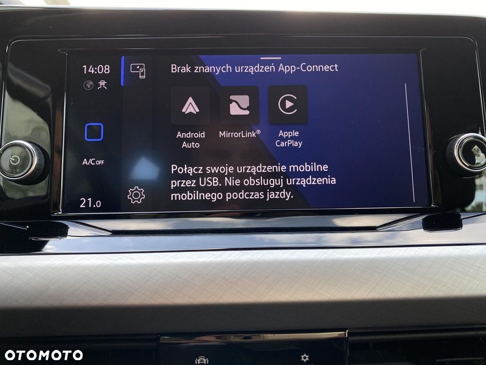 Volkswagen Golf VIII 2.0 TDI Life DSG - 20