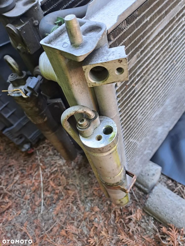 Renault Clio III 1.2 chłodnice wentylator 8200688375 8200688390 - 9