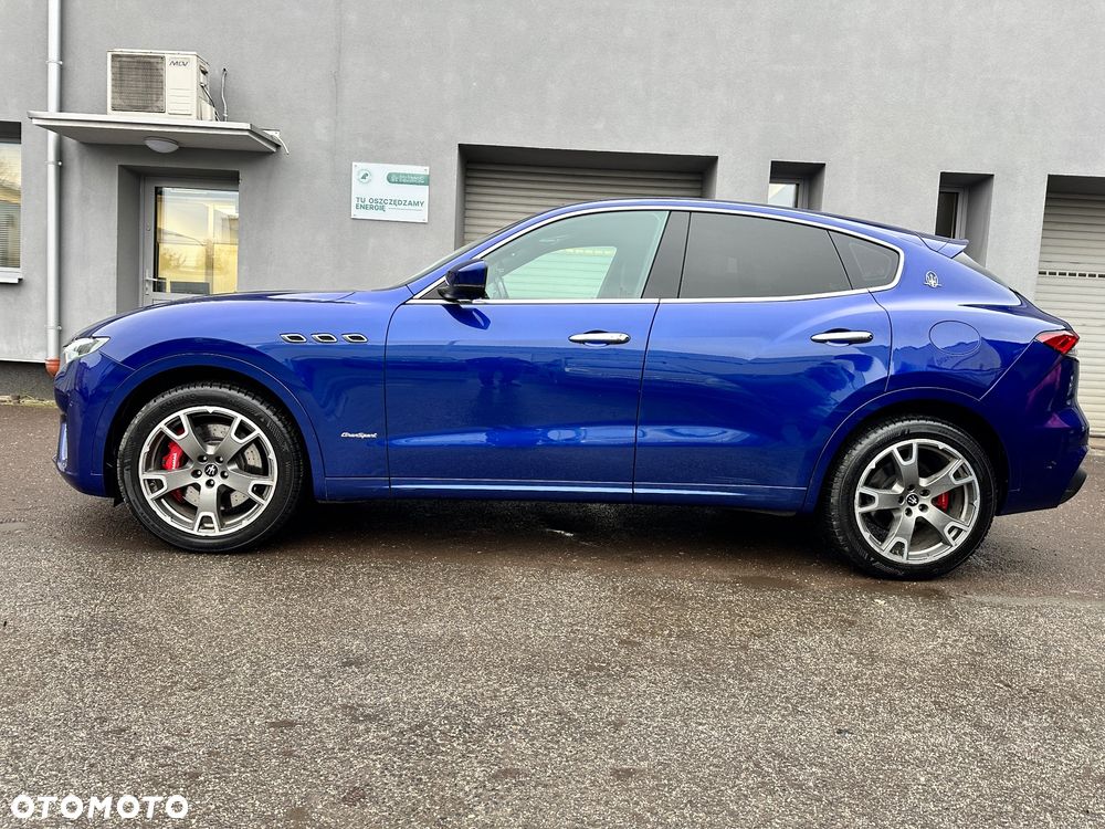 Maserati Levante Q4 - 10