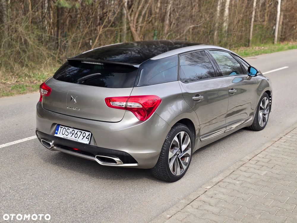 Citroën DS5 HDi 165 SportChic - 11