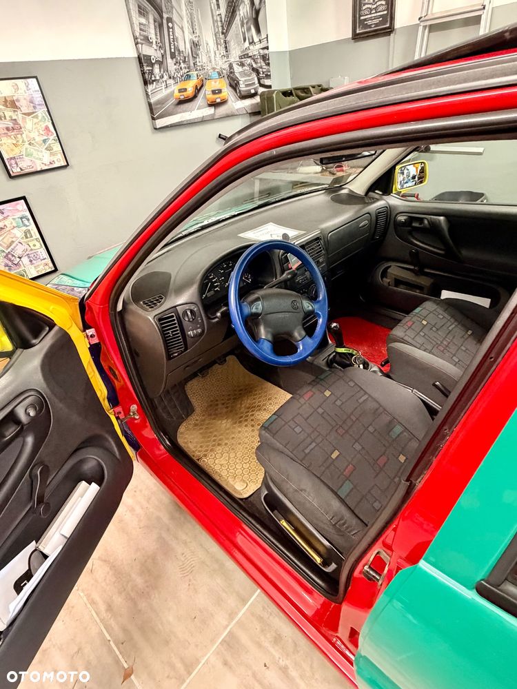 Volkswagen Polo - 18