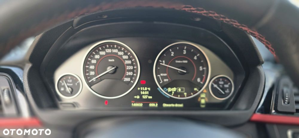 BMW Seria 3 318d DPF Edition Sport - 16