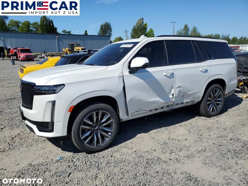 Cadillac Escalade - 5