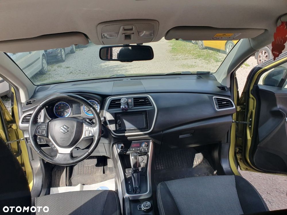 Suzuki SX4 S-Cross 1.6 Premium 4WD CVT - 19