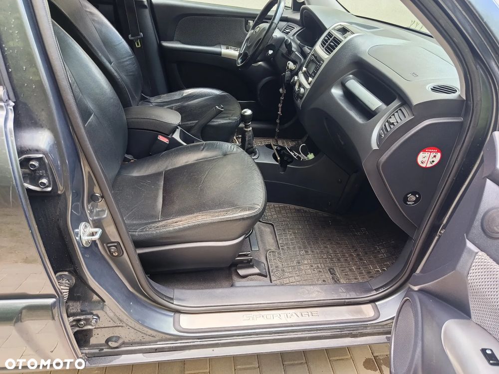 Kia Sportage 2.0 CRDI XL 2WD - 35