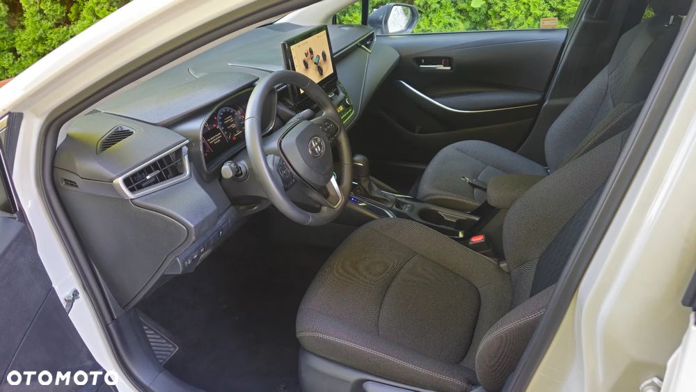 Toyota Corolla 1.8 Hybrid Comfort - 4