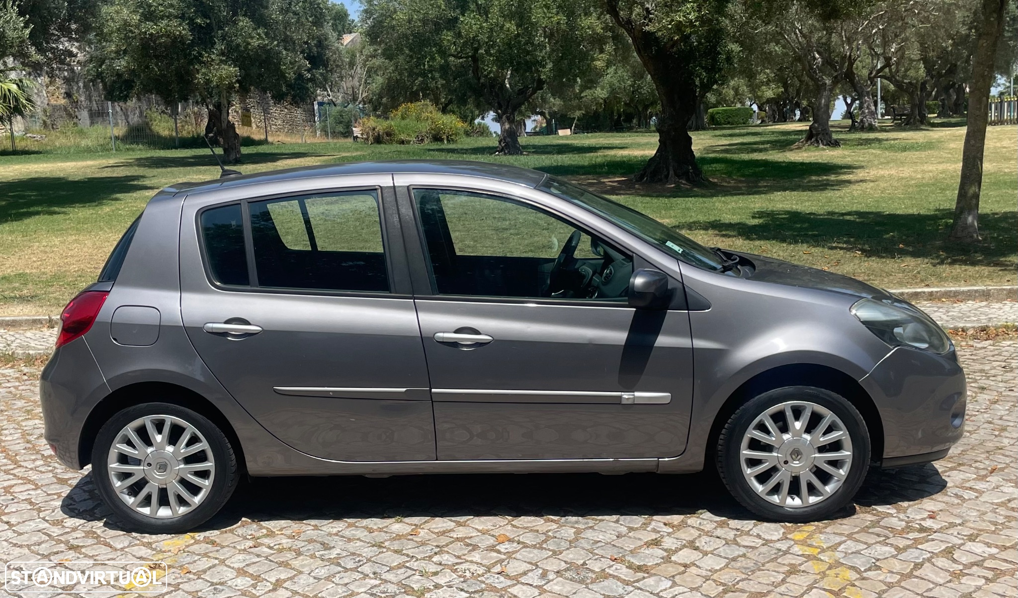 Renault Clio 1.2 16V Dynamique S - 5