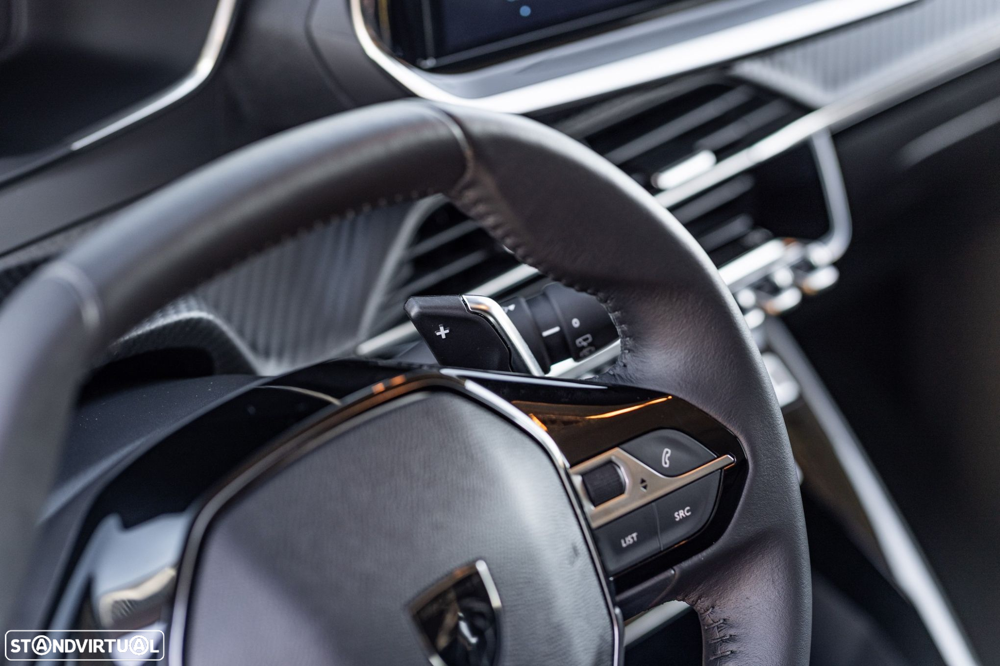 Peugeot 208 1.2 Hybrid Allure e-DCS6 - 17