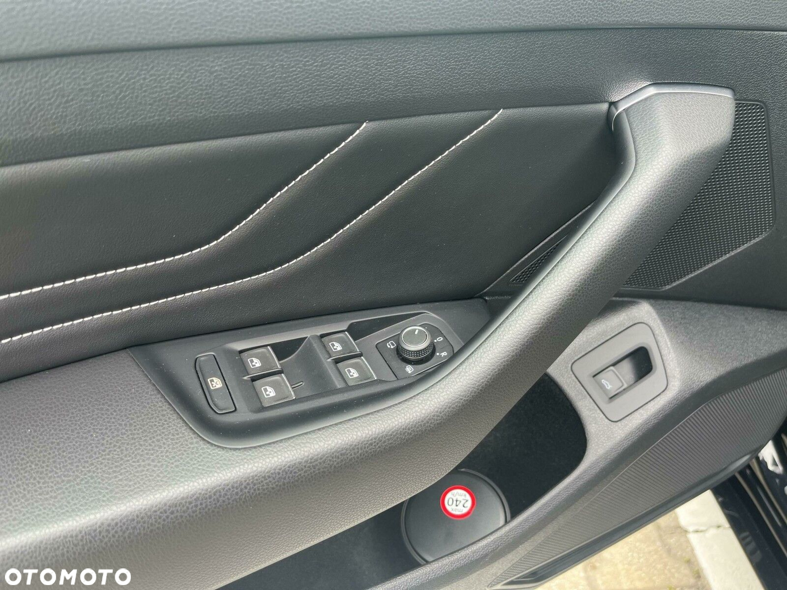 Volkswagen Arteon 2.0 TDI 4Motion R-Line DSG - 15