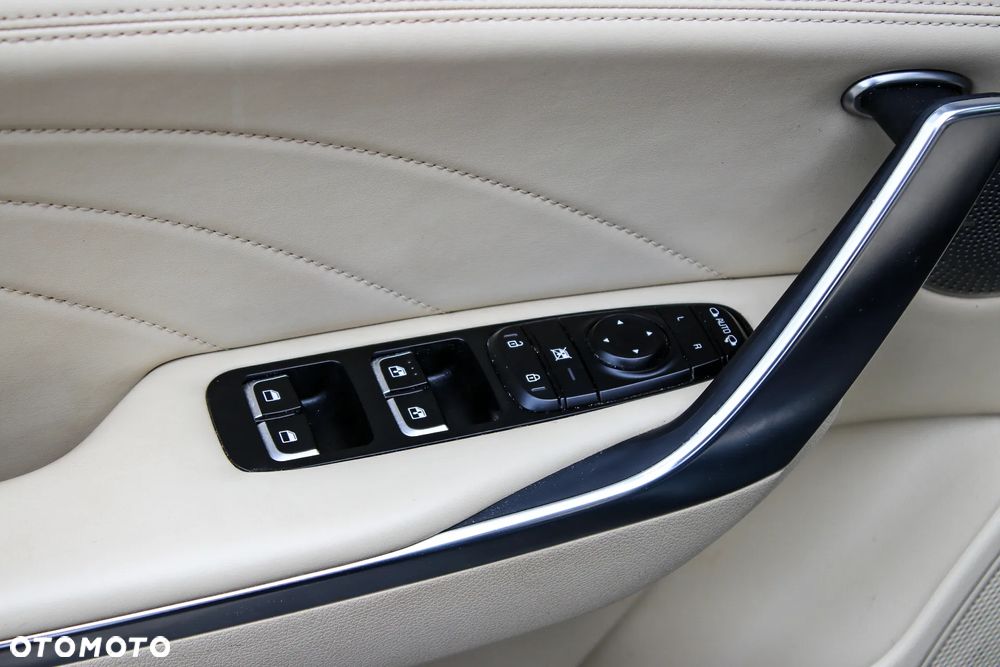 Kia Stinger 3.3 T-GDI AWD OPF GT - 26