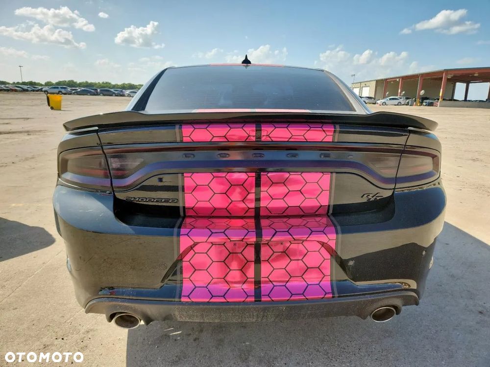 Dodge Charger 5.7 R/T - 6
