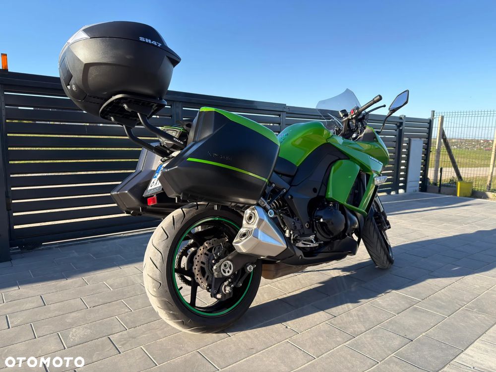 Kawasaki Ninja 1000 SX - 12