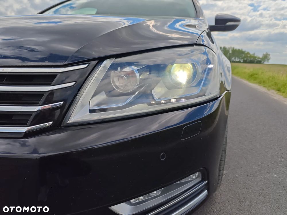 Volkswagen Passat 2.0 TDI Highline DSG - 17