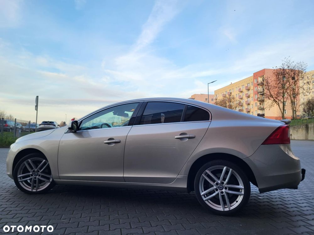 Volvo S60 D3 Momentum - 20