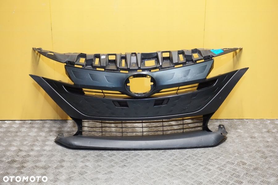TOYOTA PRIUS PRIME 2017 - 2022 Atrapa Chłodnicy Przód Grill USA - 1