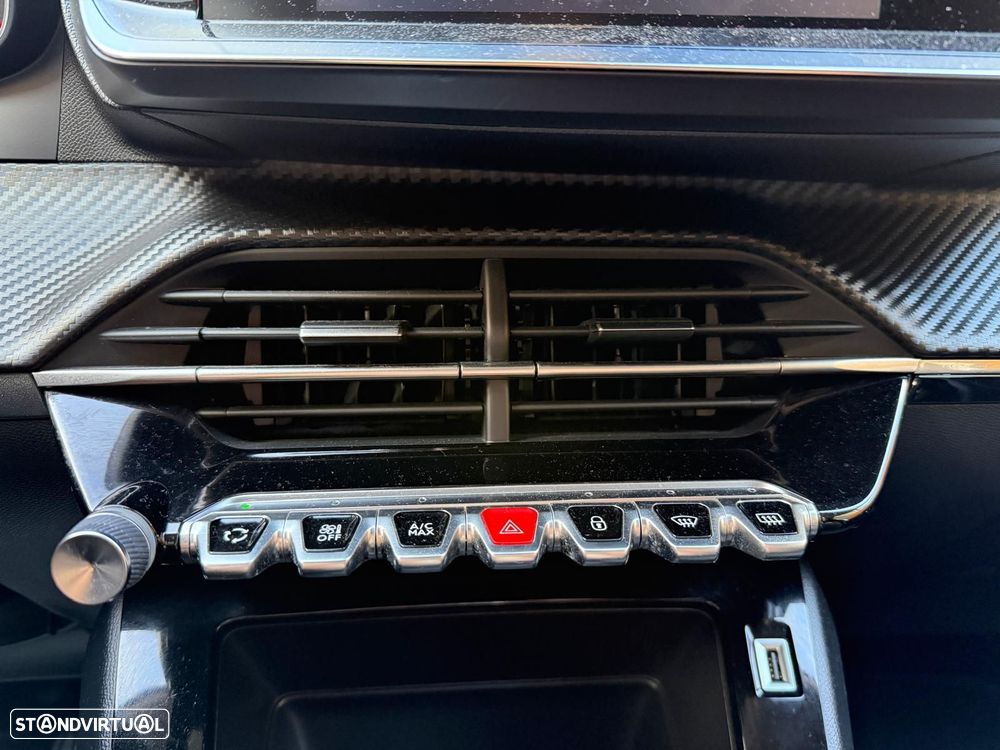 Peugeot 208 1.2 PureTech Active Pack - 29