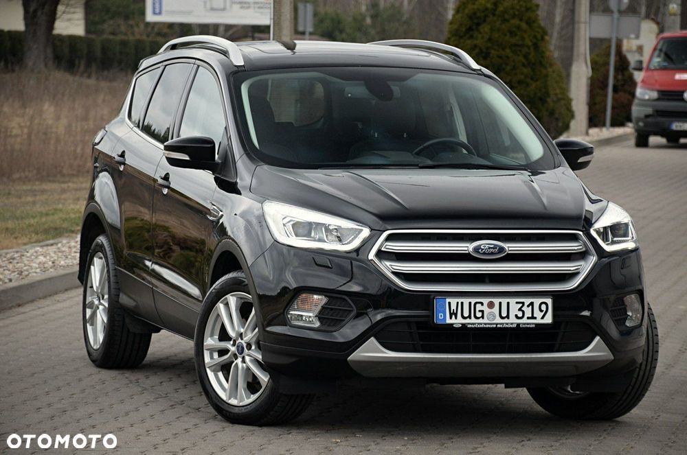 Ford Kuga - 1