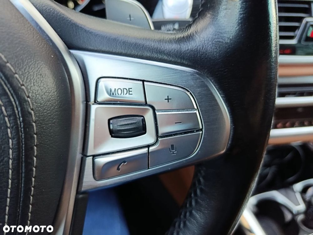BMW Seria 7 730d xDrive - 21