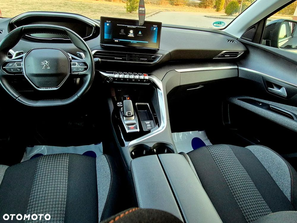 Peugeot 3008 PureTech 130 Stop & Start GPF EAT8 Allure - 25