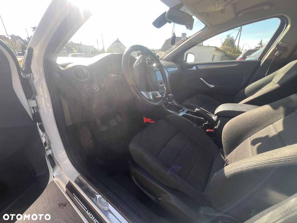 Ford Mondeo 2.0 TDCi Black Magic - 9