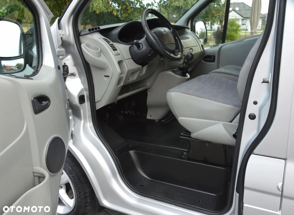 Renault Trafic - 14