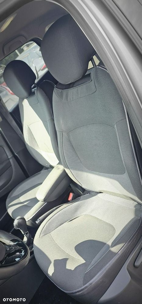 Renault Captur - 25
